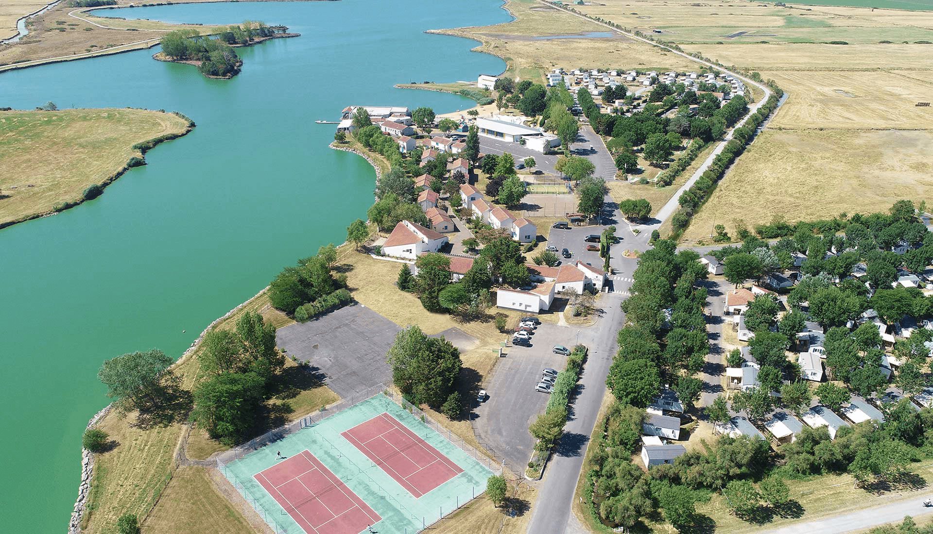 Image illustrative de l'article "ZE PETIT MARAIS"