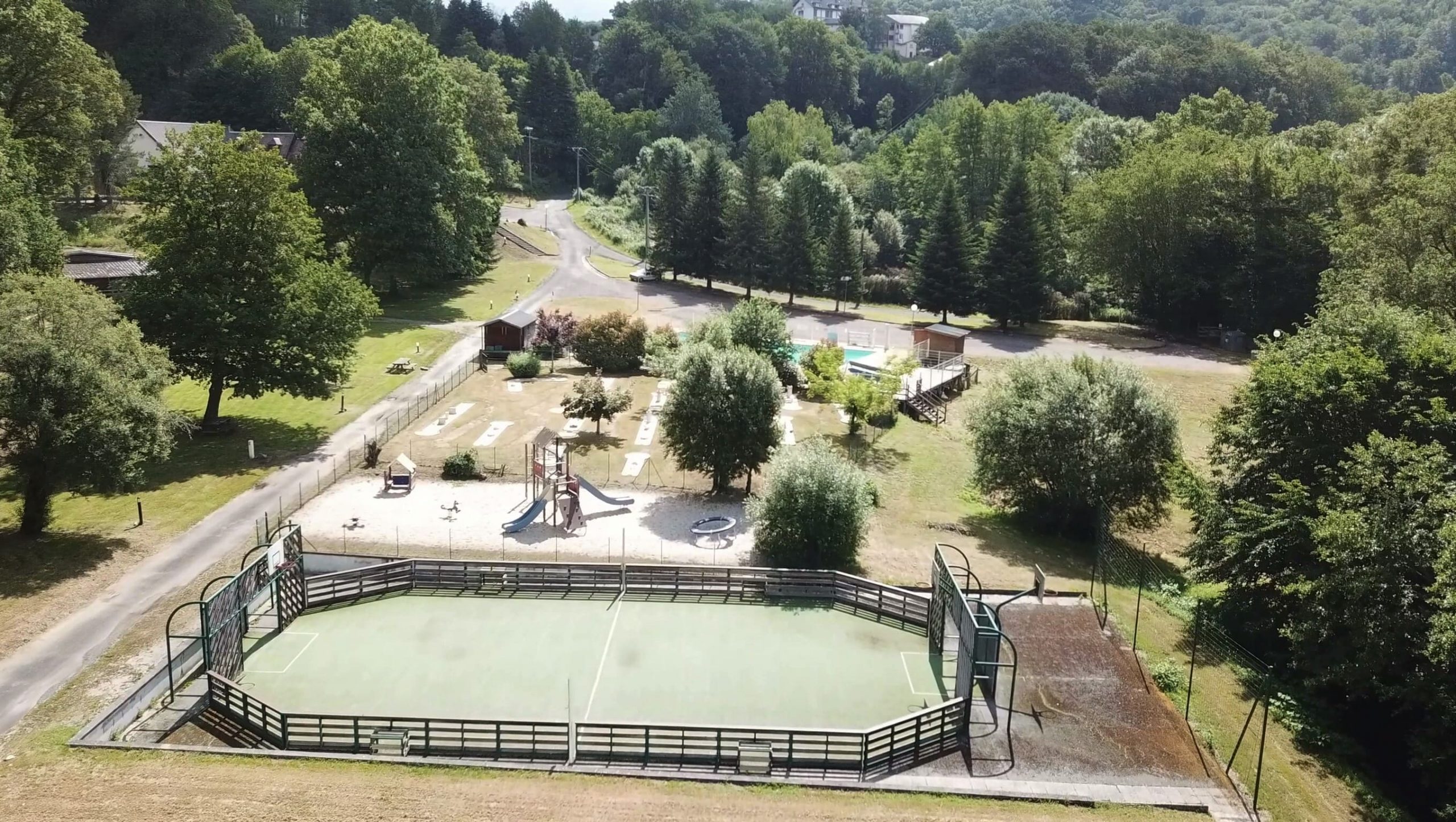 Image illustrative de l'article "ZE WOOD"