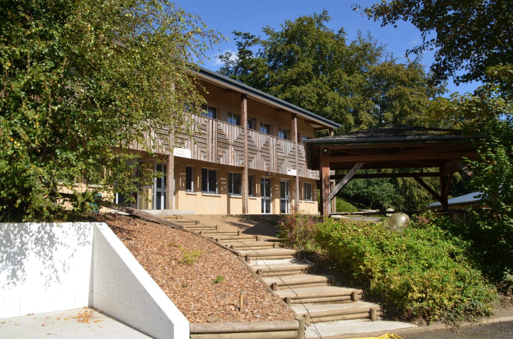 Image de la section moitié